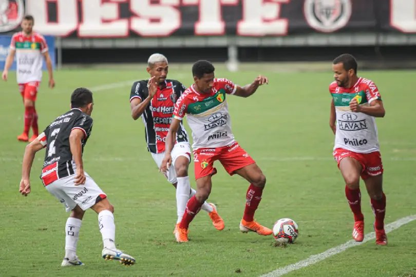 JEC e Brusque ficam no empate pelo Catarinense 