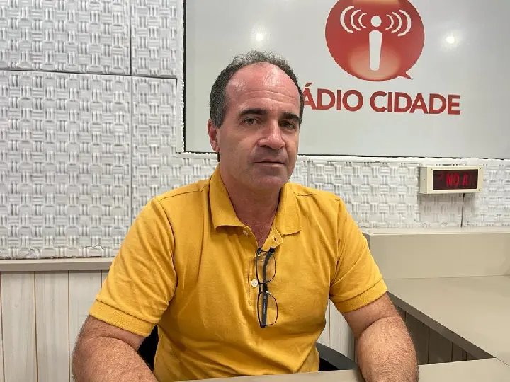 &Aacute;gua: prefeito de Guabiruba diz que n&atilde;o &eacute; por empresa ter concess&atilde;o de 30 anos que pode fazer o que quer