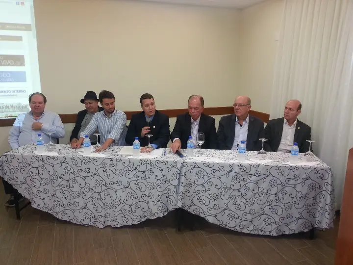 Empresários de Brusque consideram as propostas de comitiva baiana atrativas