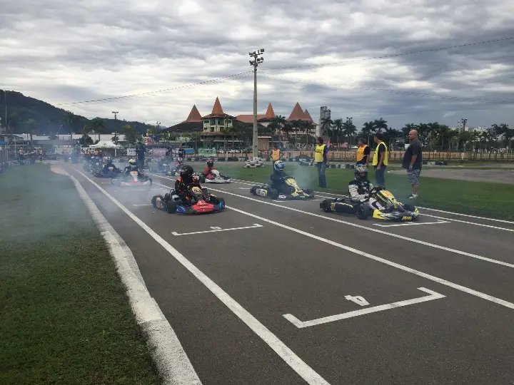 Copa Brusque de Kart realizou terceira etapa