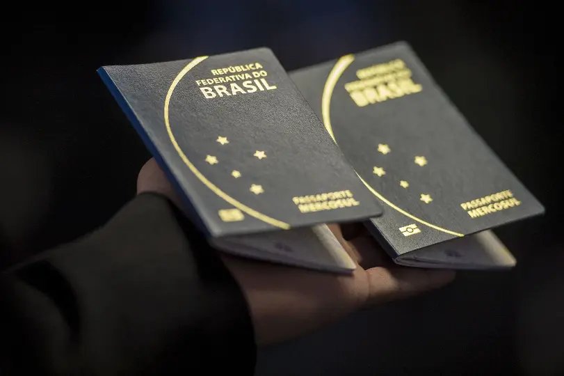 Novo passaporte brasileiro tem 10 anos de validade