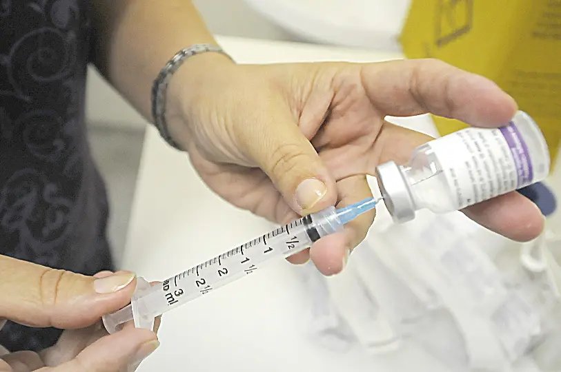 Recém-nascidos recebem dose da BCG neste sábado