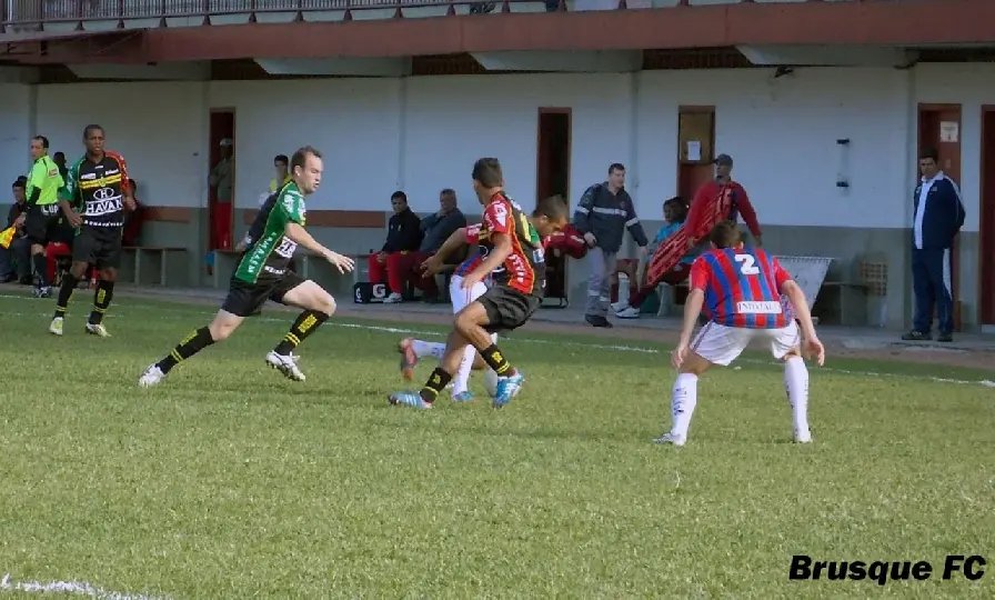 Brusque em busca da liderança