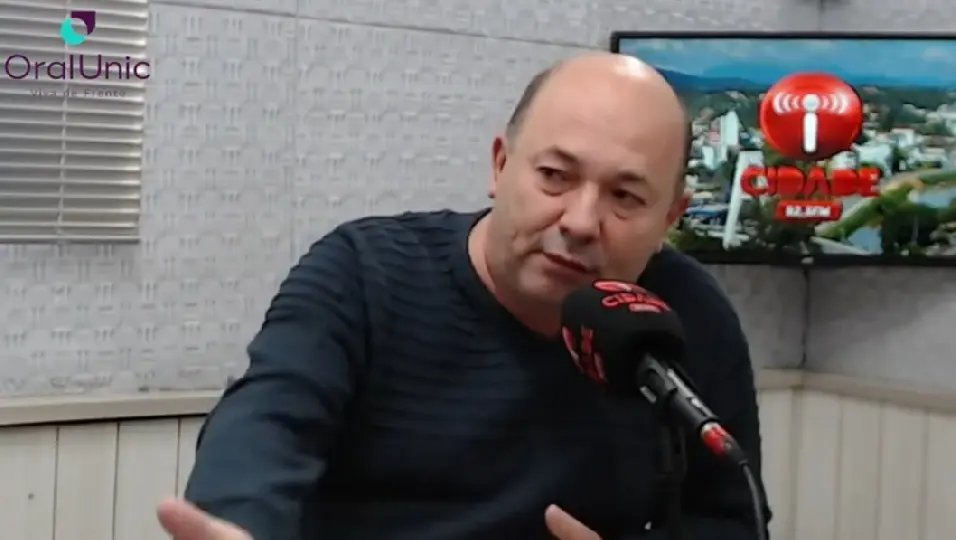 Ari Vequi n&atilde;o descarta deixar o MDB