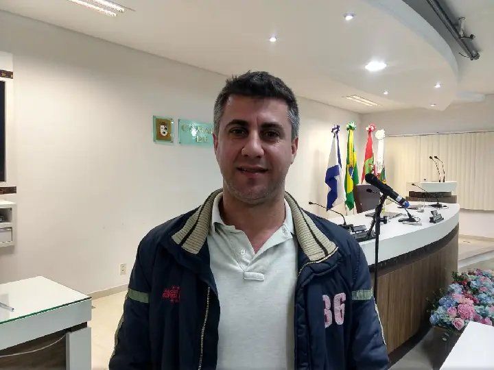 Vereador fala sobre a contrata&ccedil;&atilde;o de quatro novos m&eacute;dicos em Guabiruba