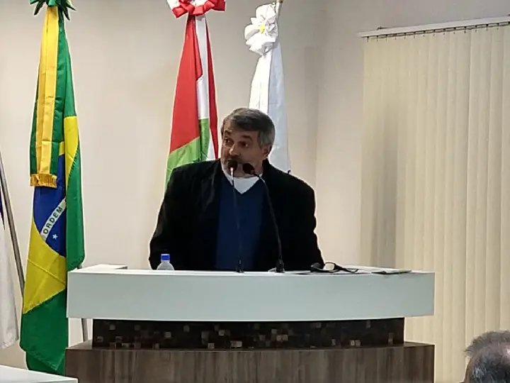 &ldquo;&Eacute; poss&iacute;vel aliar desenvolvimento com o meio ambiente&rdquo; diz vereador de Guabiruba