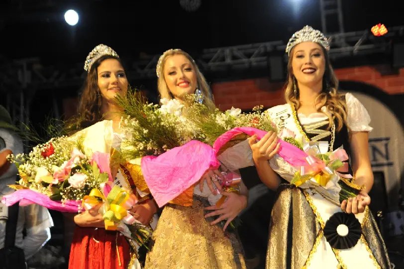 Abertas inscri&ccedil;&otilde;es para desfile e escolha da nova realeza