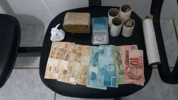 PM encaminha quatro suspeitos de tráfico para a Delegacia
