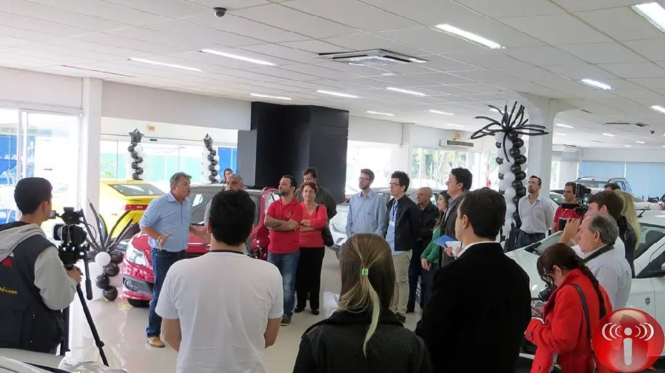 Uvel recebe prêmio da General Motors do Brasil