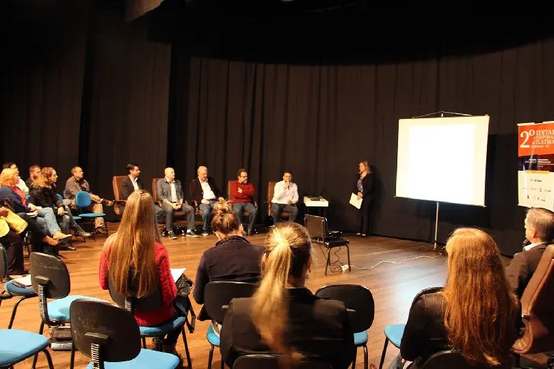 Selecionadores do 2º Edital de Teatro participarão de debate