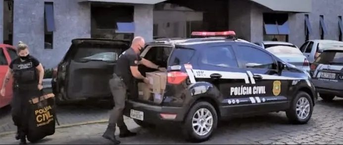 Pol&iacute;cia Civil cumpre mandados em investiga&ccedil;&atilde;o de suspeita de fraude em licita&ccedil;&atilde;o em Nova Trento
