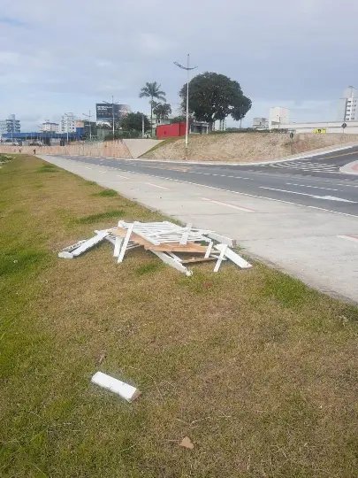 Prefeitura flagra descarte irregular de lixo 