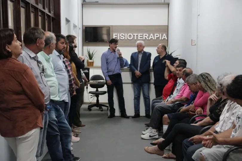 Prefeitura entrega nova cl&iacute;nica de fisioterapia na Arena Brusque