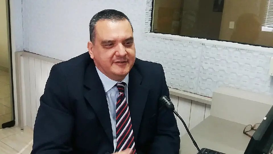 Golpistas est&atilde;o se passando por servidores da Receita Federal