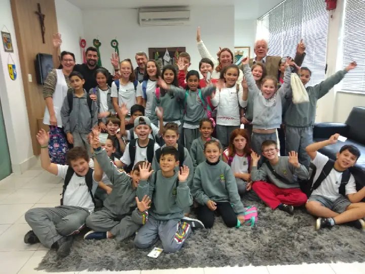 Alunos da Escola Carlos Moritz visitam prefeito Paegle