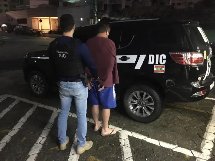 Pol&iacute;cia Civil cumpre mandado de pris&atilde;o no bairro Azambuja