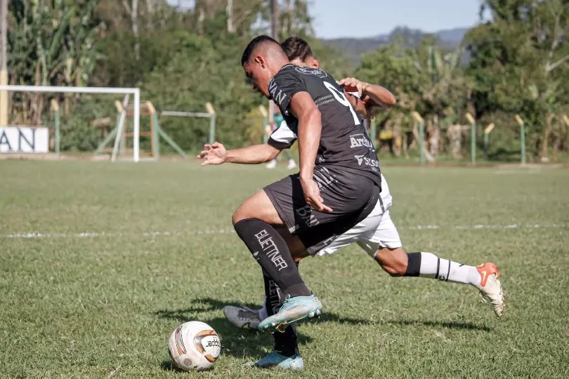 Sub-20 do Brusque empata com o Figueirense