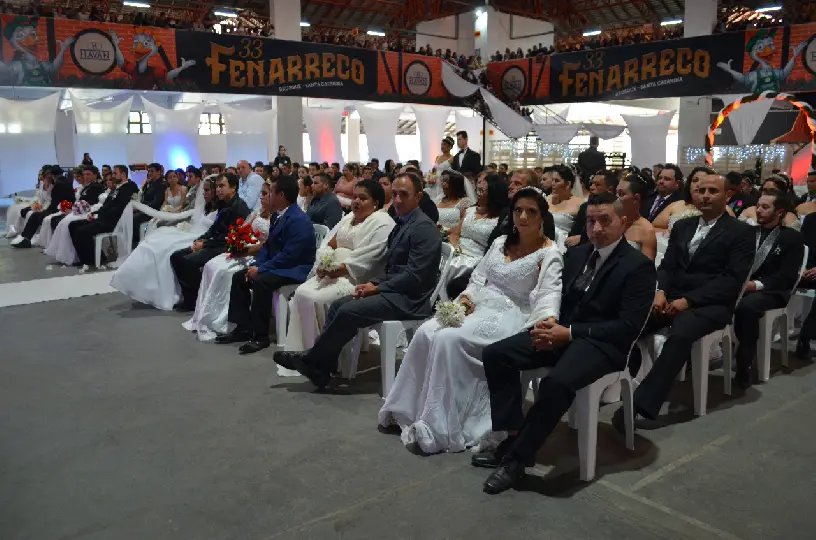 159 casais no casamento coletivo de Brusque