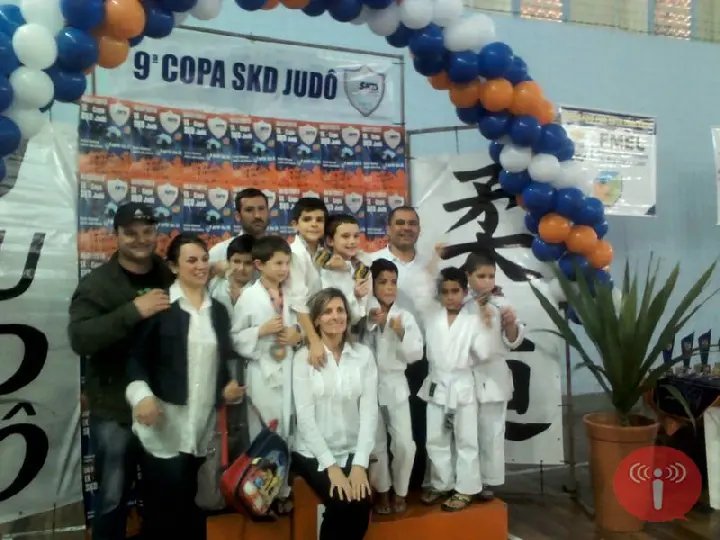 Base brusquense conquista 21 medalhas
