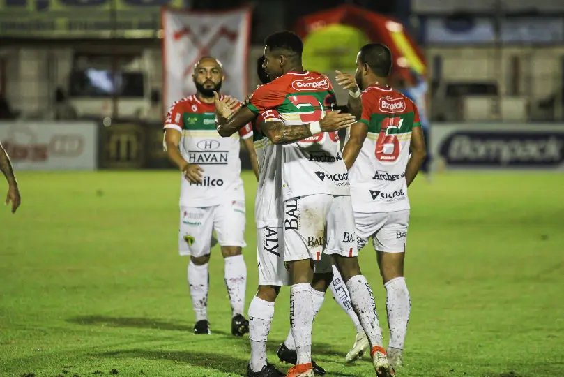 Brusque goleia o Juventus e vai em busca da lideran&ccedil;a do Catarinense 