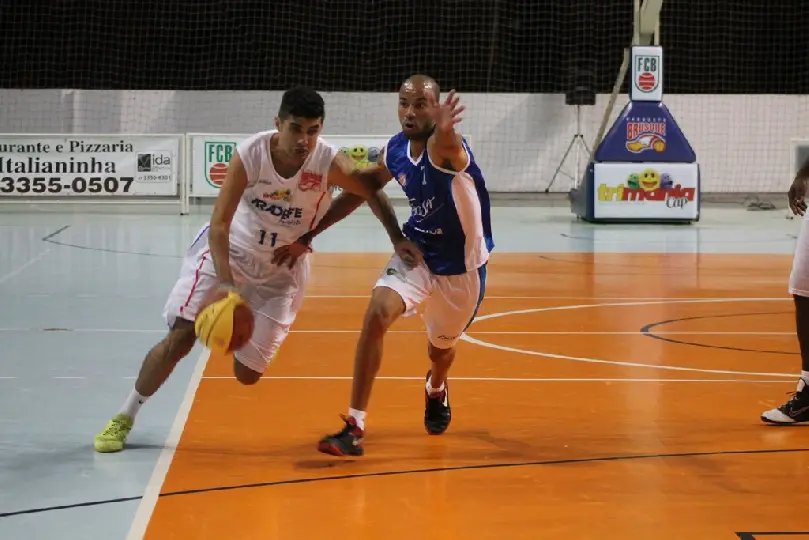 AD Brusque disputa hoje o título da Copa Santa Catarina de Basquete