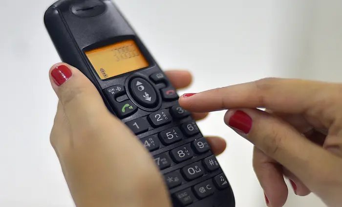 Telefonia fixa perde mais de 75 mil linhas em maio
