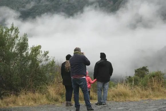 Com frente fria, cidades de Santa Catarina registram neve