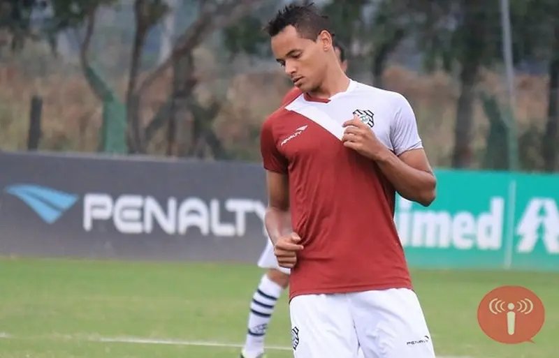 Jean Carlos decide jogar pelo Brusque FC