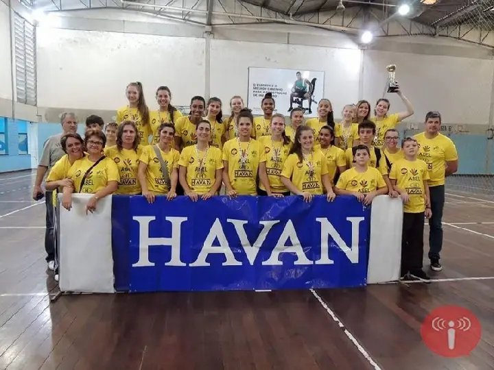 Time infantil fica com vice-campeonato da Copa Joinville