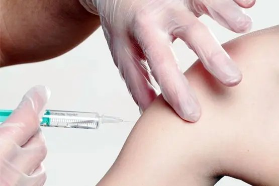 Pais n&atilde;o podem deixar de promover vacina&ccedil;&otilde;es obrigat&oacute;rias nos filhos, decide TJSC 