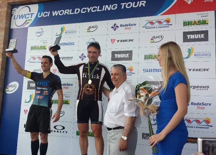 Márcio May vence etapa brasileira de competição mundial