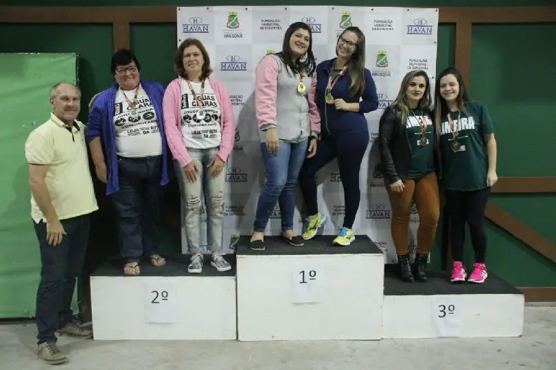 Conhecidos os campeões do truco masculino e feminino dos Jogos Comunitários
