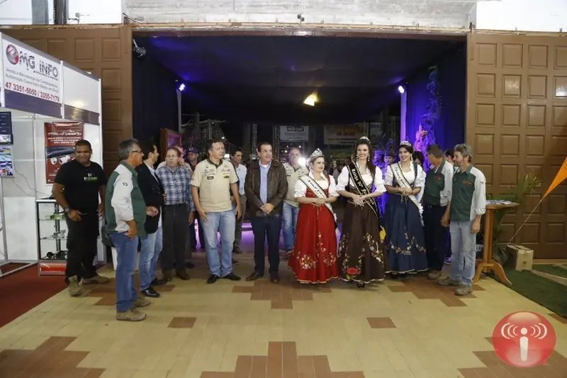 Começa a 22ª Fenajeep