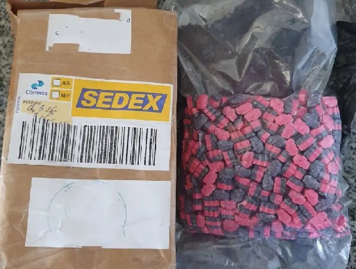 Opera&ccedil;&atilde;o da Pol&iacute;cia Federal apreende drogas encaminhadas pelos Correios, em SC