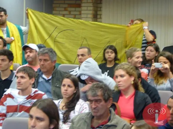 O dia em que a Câmara cedeu à pressão do povo