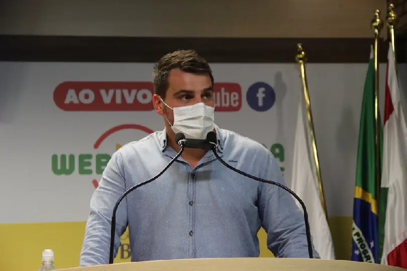 Nik Imhof questiona decis&atilde;o de lockdown e pede que a popula&ccedil;&atilde;o n&atilde;o dependa de governo paternalista