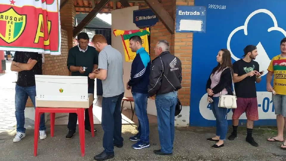 Diretoria informa que restam apenas 500 ingressos 