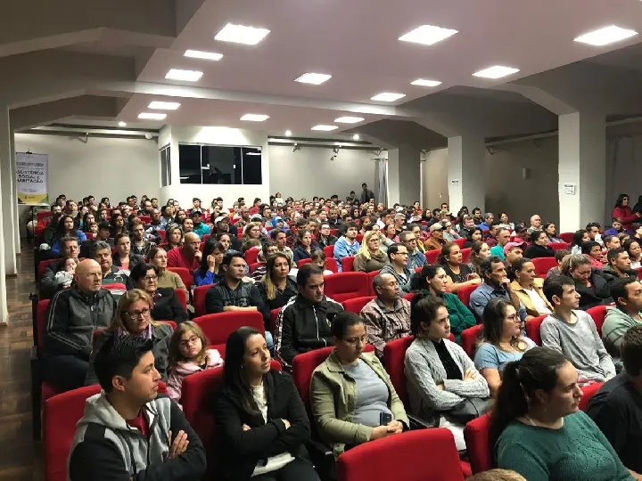 Realizada reuni&atilde;o com casais do Casamento Coletivo