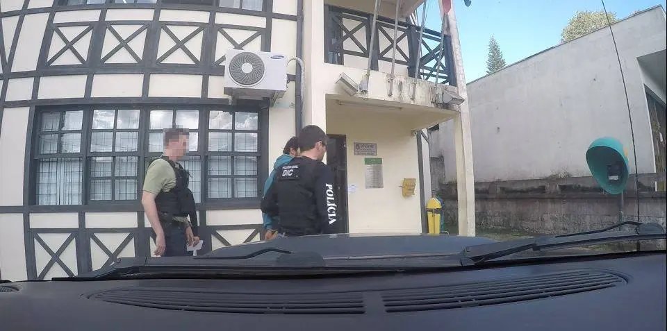 DIC cumpre mandado de prisão por furto