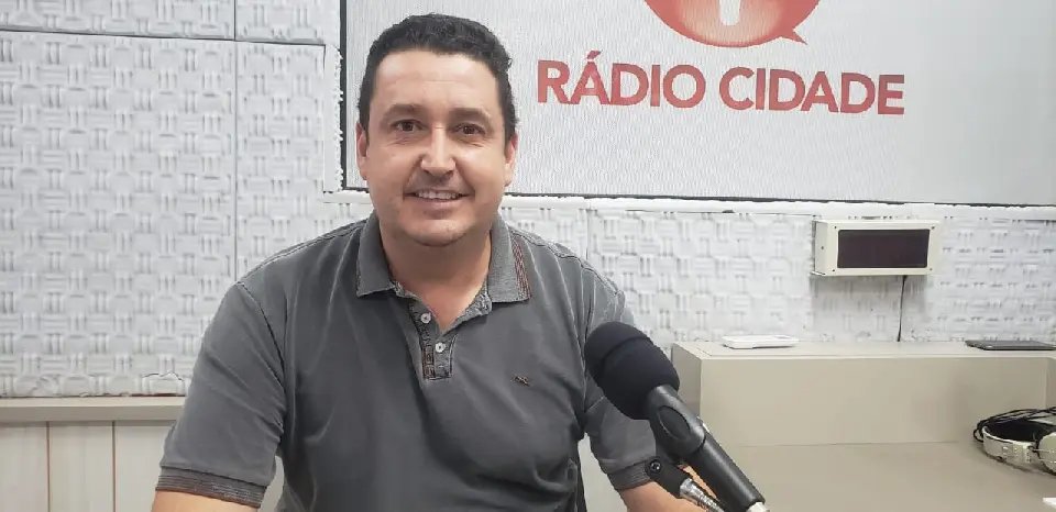 Alagamentos na Primeiro de Maio motivam reuni&atilde;o de moradores com a Prefeitura