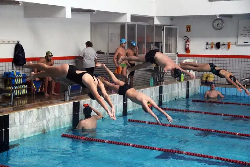 Atletas da Abain/Extreme Academia/FME participam do Festival de Inverno de Natação