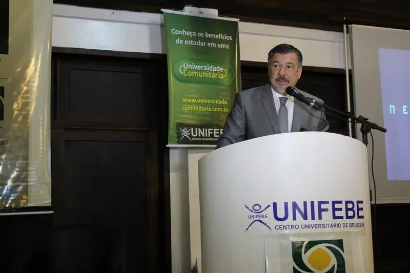 Palestra mostra a empresários o poder do relacionamento