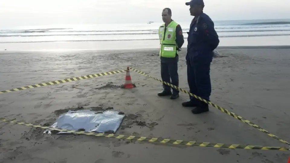 Corpo de rec&eacute;m-nascida &eacute; encontrado em praia de Navegantes