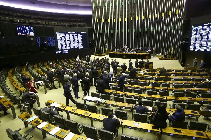 Mulheres ter&atilde;o aposentadoria integral cinco anos antes dos homens