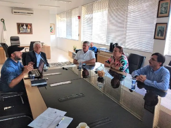 Comitiva brusquense embarca para a Alemanha