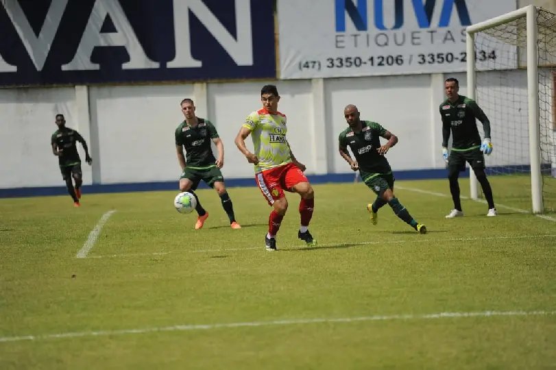 Brusque empata em jogo treino nesse domingo