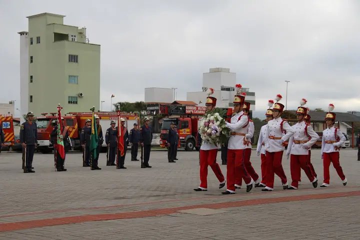 Solenidade homenageia Bombeiros mortos em serviço, nesta segunda-feira (3)