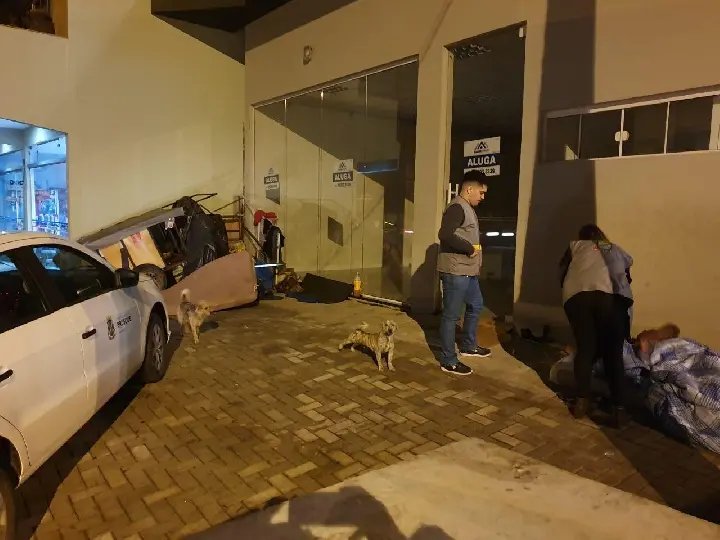 Assist&ecirc;ncia Social realiza abordagem para pessoas em situa&ccedil;&atilde;o de rua