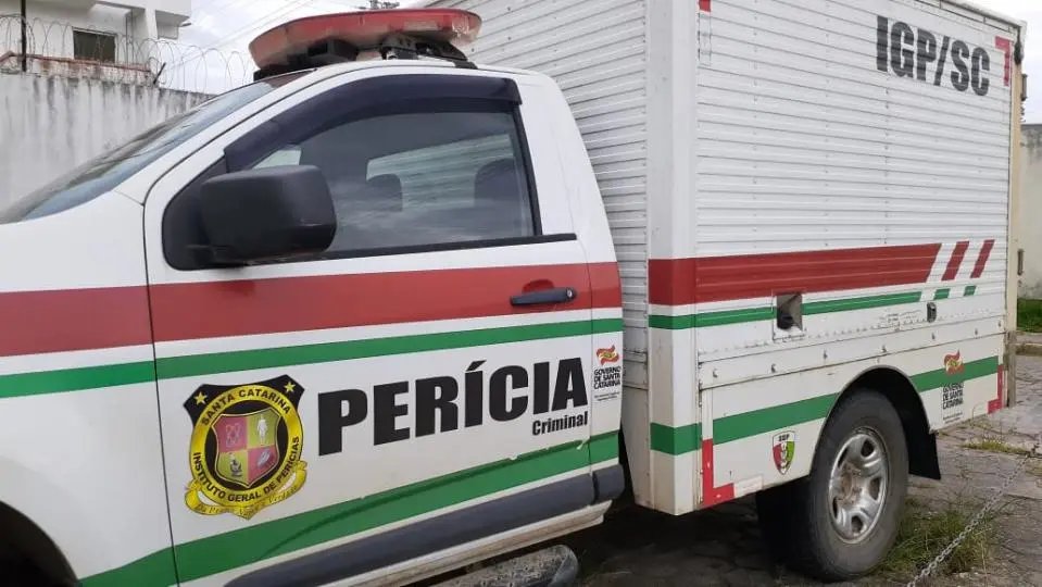 Homem leva tiro no peito e morre em Cambori&uacute;