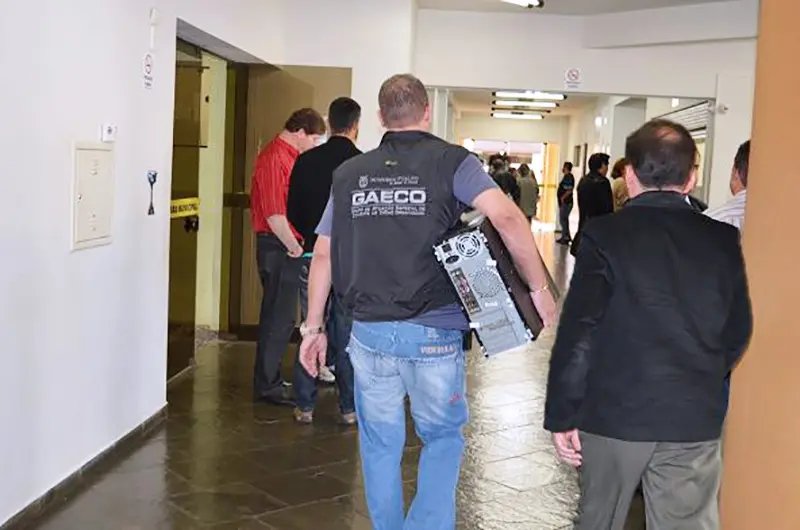 Gaeco cumpre mandados de busca e apreensão